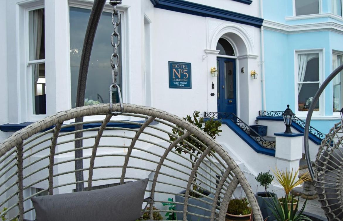 Hotel No5, Beachfront With Free Private Car Park Llandudno Exteriér fotografie