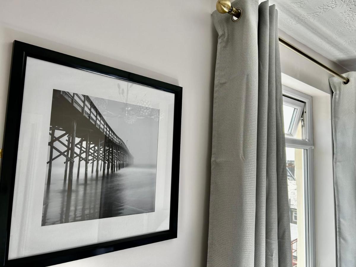Hotel No5, Beachfront With Free Private Car Park Llandudno Exteriér fotografie