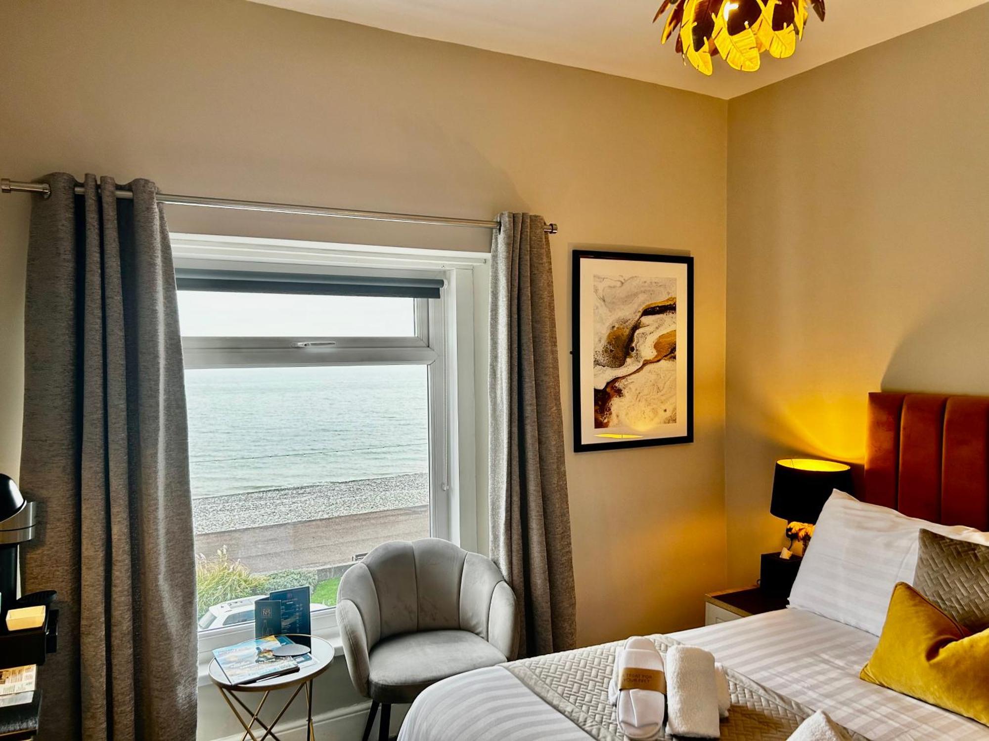 Hotel No5, Beachfront With Free Private Car Park Llandudno Exteriér fotografie